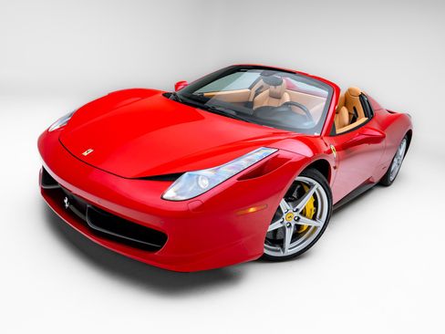 Used 2014 Ferrari 458 Spider RWD image 21