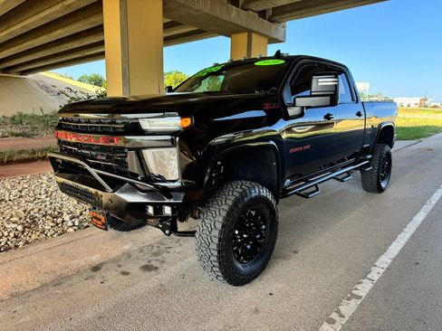 Used 2020 Chevrolet Silverado 2500 LTZ w/ LTZ Convenience Package AWD/4WD image 7