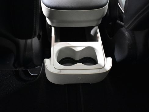 Used 2023 Chrysler Pacifica Limited w/ Trailer Tow Group image 27