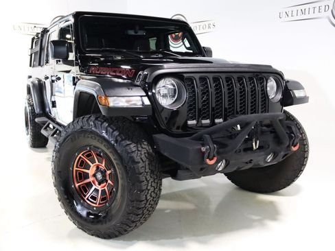 Used 2021 Jeep Gladiator Rubicon w/ Dual Top Group AWD/4WD image 33