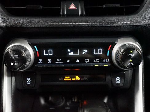 Used 2024 Toyota RAV4 XLE FWD image 20