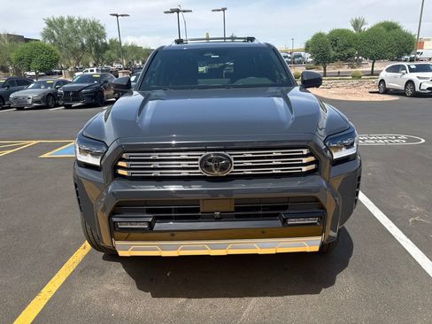 Used 2026 Toyota 4Runner Limited AWD/4WD image 2