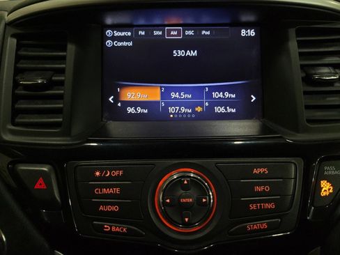 Used 2017 Nissan Pathfinder S AWD/4WD image 25