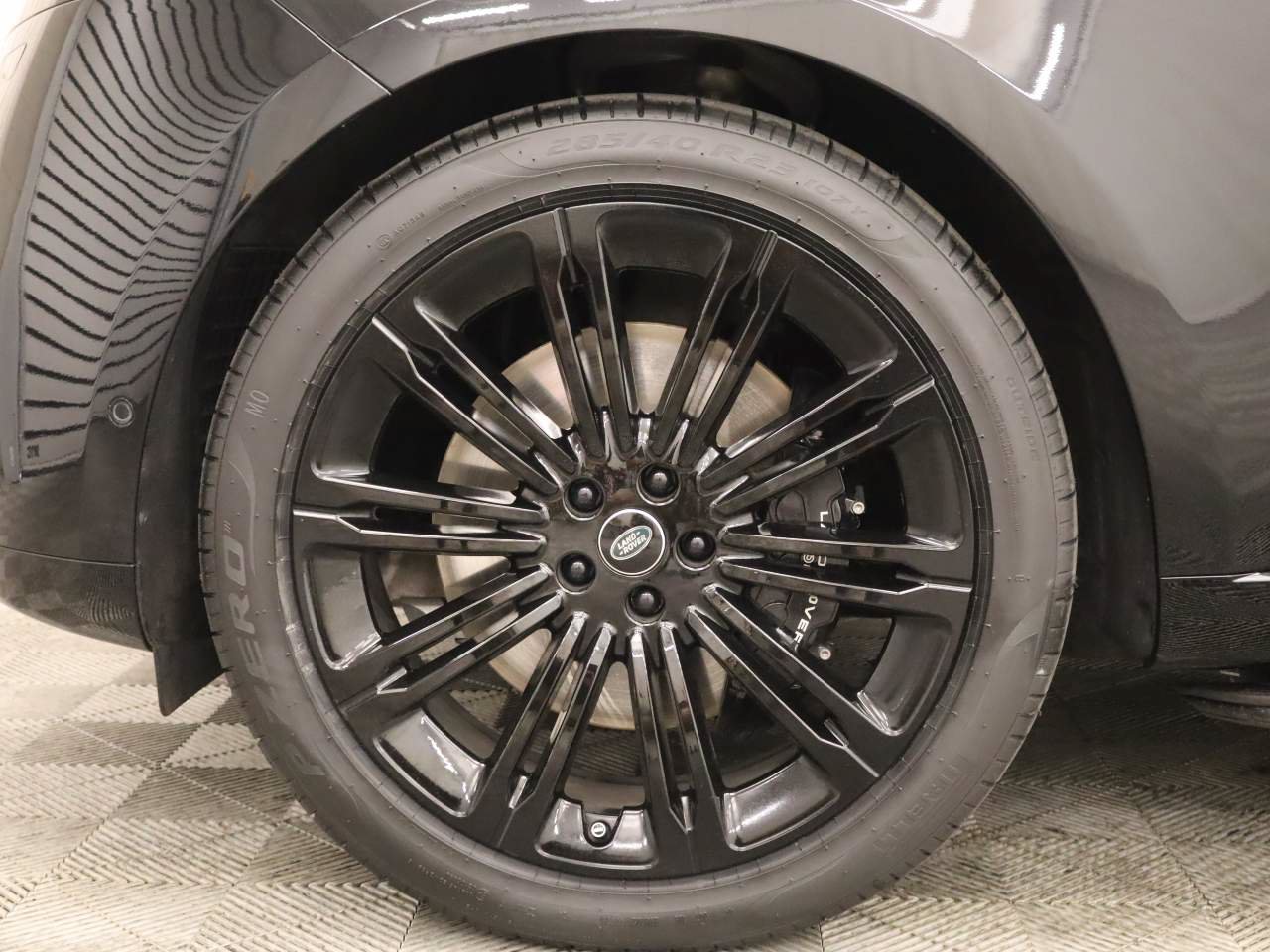 Used 2024 Land Rover Range Rover Autobiography AWD/4WD image 6