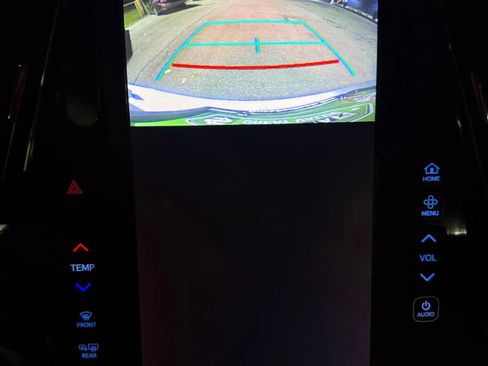 Used 2017 Toyota Prius Prime Premium image 52