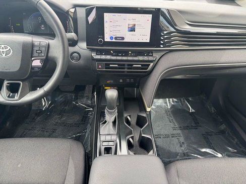Certified 2025 Toyota Camry LE w/ Convenience Package image 2