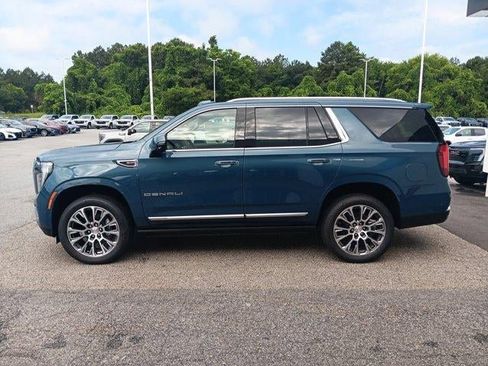 New 2026 GMC Yukon Denali w/ Denali Reserve Package AWD/4WD image 3