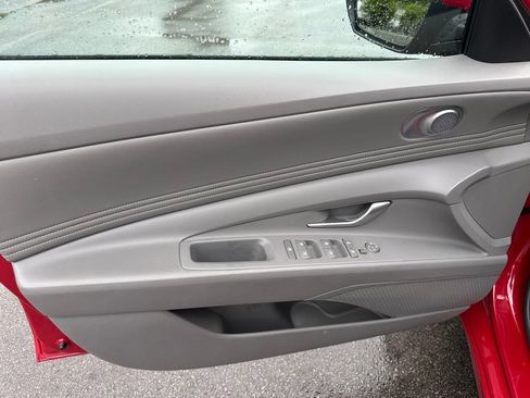 Certified 2023 Hyundai Elantra SEL w/ Convenience Package FWD image 12