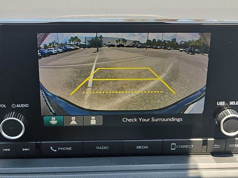 Certified 2025 Honda Accord LX image 22