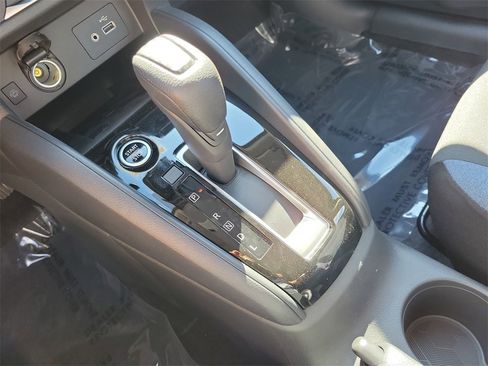 New 2025 Nissan Versa SV w/ Trunk Package image 9