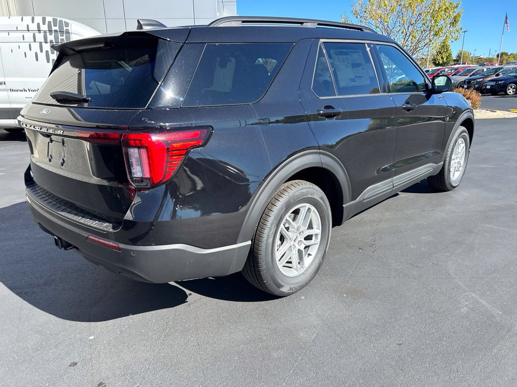 New 2027 Ford Explorer Active AWD/4WD image 6