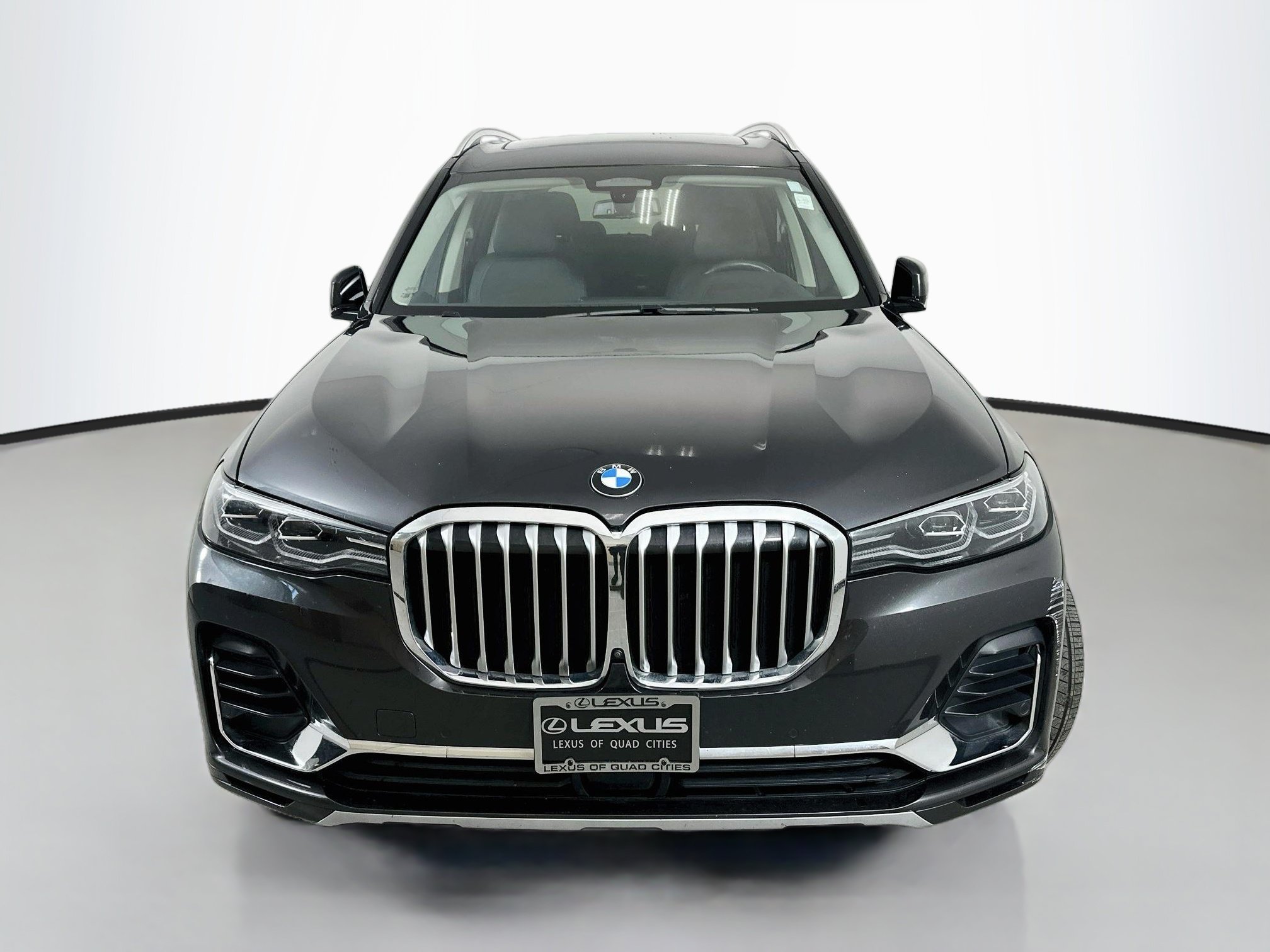Used 2022 BMW X7 xDrive40i w/ Premium Package AWD/4WD image 2
