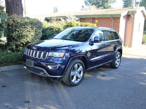 Used 2018 Jeep Grand Cherokee Limited AWD/4WD image 1