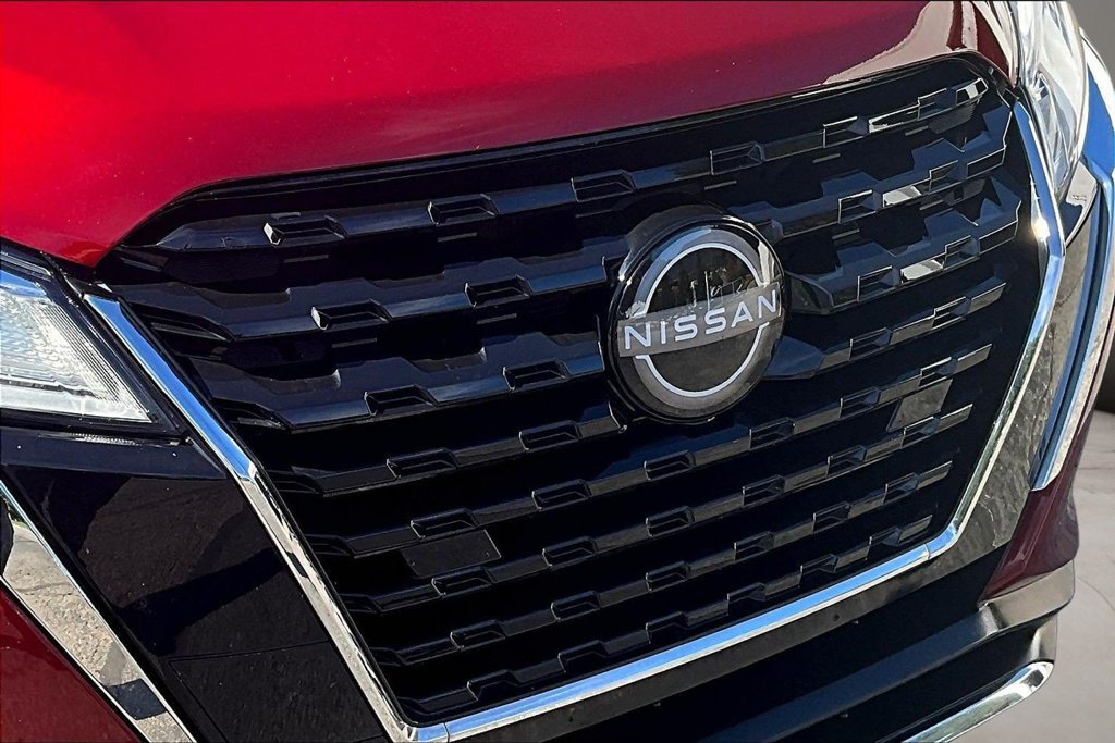 Certified 2024 Nissan Kicks SV FWD image 31