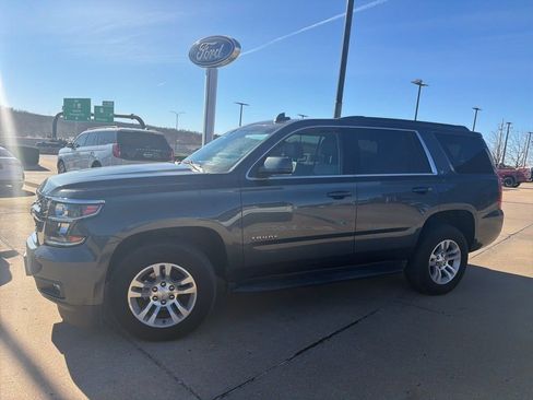 Used 2019 Chevrolet Tahoe LT image 3