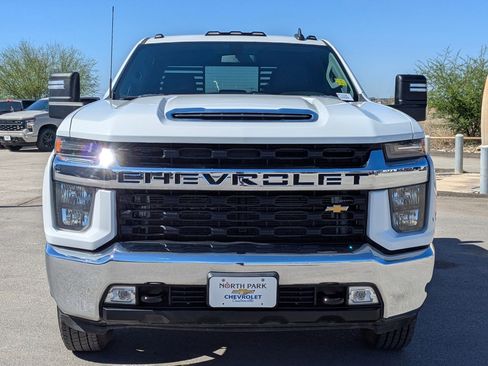 Used 2022 Chevrolet Silverado 3500 LT w/ Convenience Package image 2
