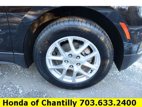Used 2024 Chevrolet Equinox LS image 28