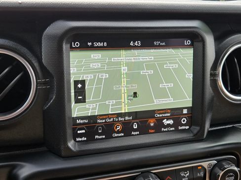 Used 2021 Jeep Wrangler Unlimited Sahara w/ Cold Weather Group AWD/4WD image 22