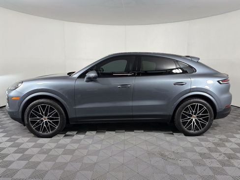 Certified 2026 Porsche Cayenne Coupe AWD/4WD image 2