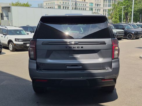 Used 2022 Chevrolet Tahoe Z71 w/ Z71 Off-Road Package AWD/4WD image 4