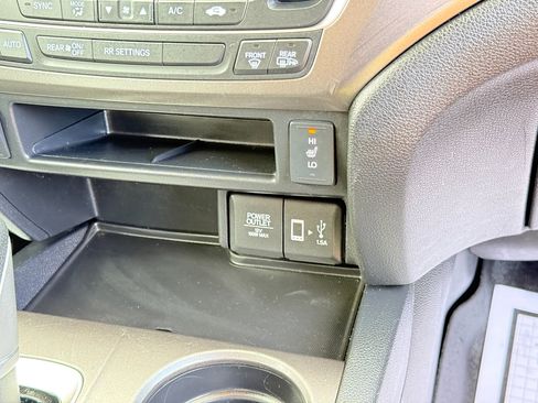 Used 2018 Honda Ridgeline RTL-T image 55