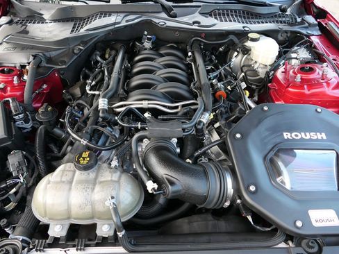 Used 2022 Ford Mustang GT w/ Equipment Group 301A image 27