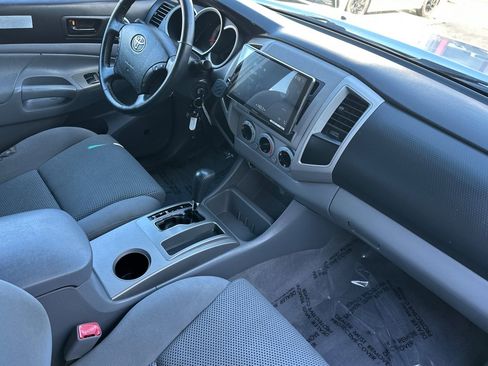 Used 2011 Toyota Tacoma PreRunner w/ TRD Off-Road Pkg w/JBL Audio image 16