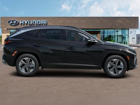 New 2025 Hyundai Tucson SEL image 5