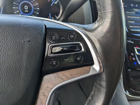 Used 2019 Cadillac Escalade Luxury AWD/4WD image 34