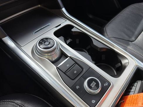 Certified 2020 Ford Explorer Limited w/ Class III Trailer Tow Package AWD/4WD image 31