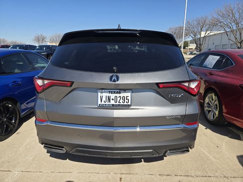 Used 2024 Acura MDX SH-AWD w/ Technology Package image 6
