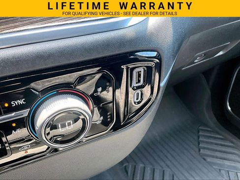 Used 2024 Chevrolet Silverado 1500 LT AWD/4WD image 29