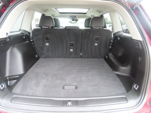 Used 2023 Jeep Grand Cherokee Limited AWD/4WD image 34