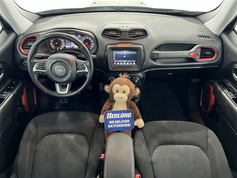 Used 2020 Jeep Renegade Trailhawk w/ Cold Weather Group image 18