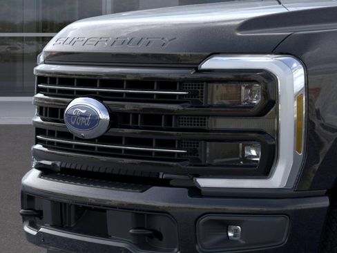 New 2026 Ford F250 Platinum w/ FX4 Off-Road Package image 17