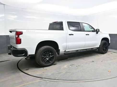 Used 2025 Chevrolet Silverado 1500 LT Trail Boss w/ Protection Package AWD/4WD image 7