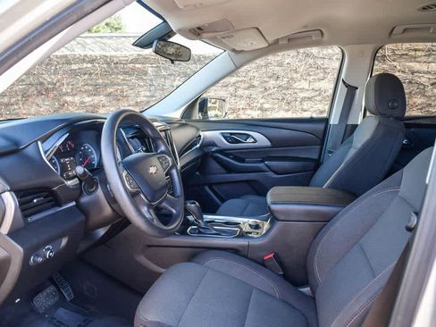 Used 2020 Chevrolet Traverse LS w/ LPO, Blackout Package image 16