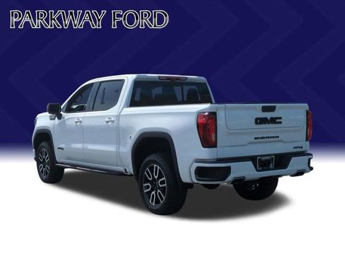 Used 2025 GMC Sierra 1500 AT4 w/ AT4 Premium Package image 7