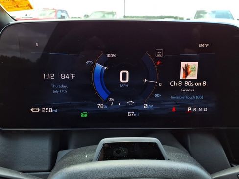 Used 2024 Chevrolet Equinox EV RS FWD image 16