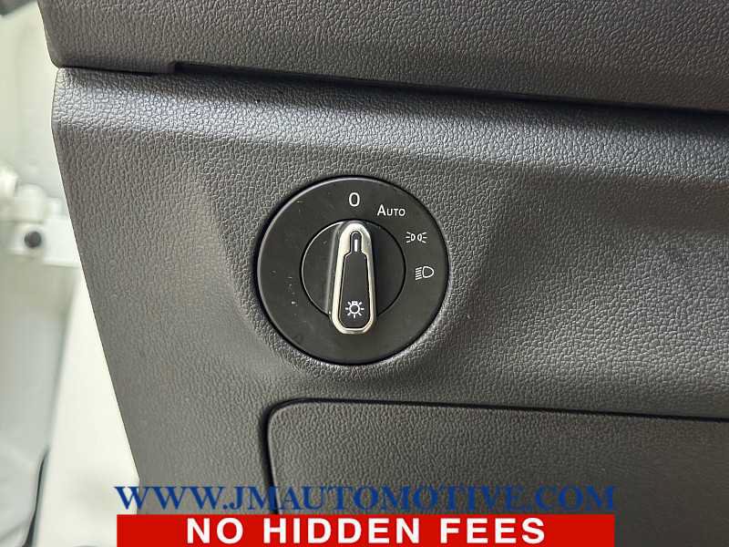 Used 2024 Volkswagen Jetta S FWD image 34