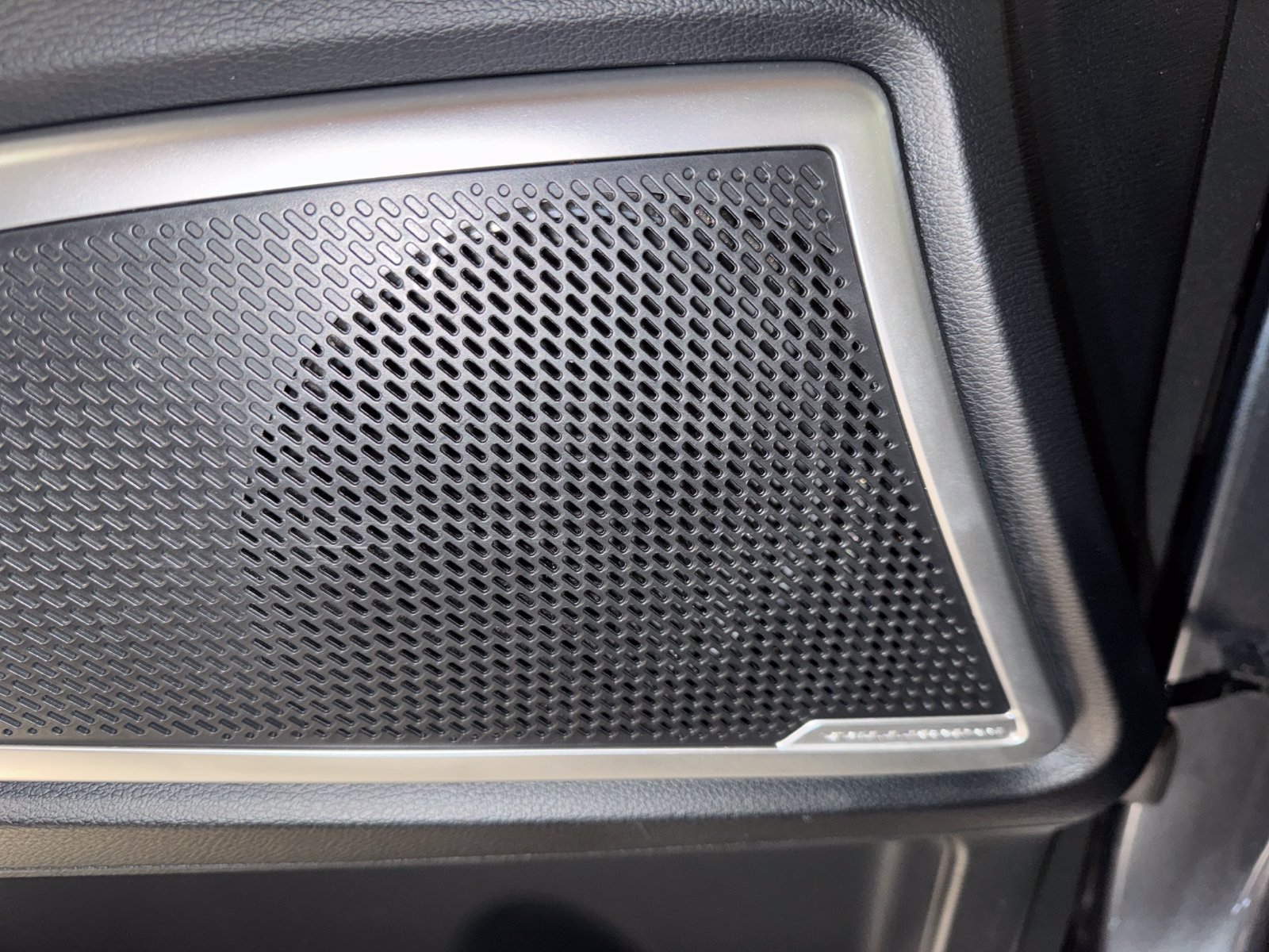 Used 2023 Kia Telluride S AWD/4WD image 13