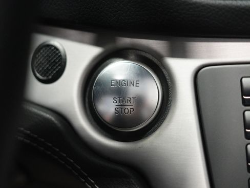 Used 2013 Mercedes-Benz SL 63 AMG image 22
