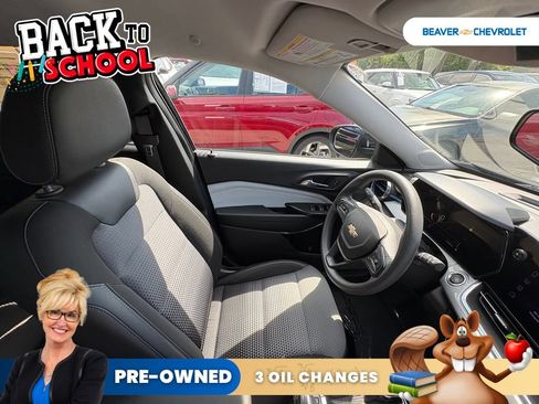Used 2025 Chevrolet Trax LT FWD image 26