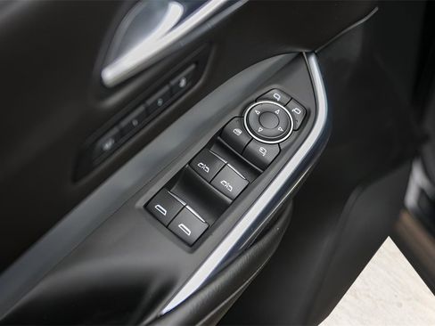 Used 2021 Cadillac XT4 Premium Luxury image 23