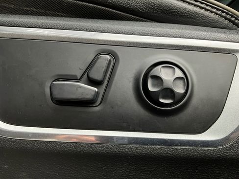 Used 2020 RAM 1500 Laramie AWD/4WD image 24