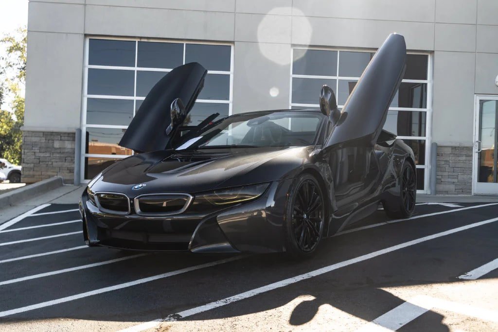 Used 2019 BMW i8 Roadster AWD/4WD image 3