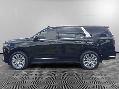 Used 2021 Cadillac Escalade Premium Luxury AWD/4WD image 4