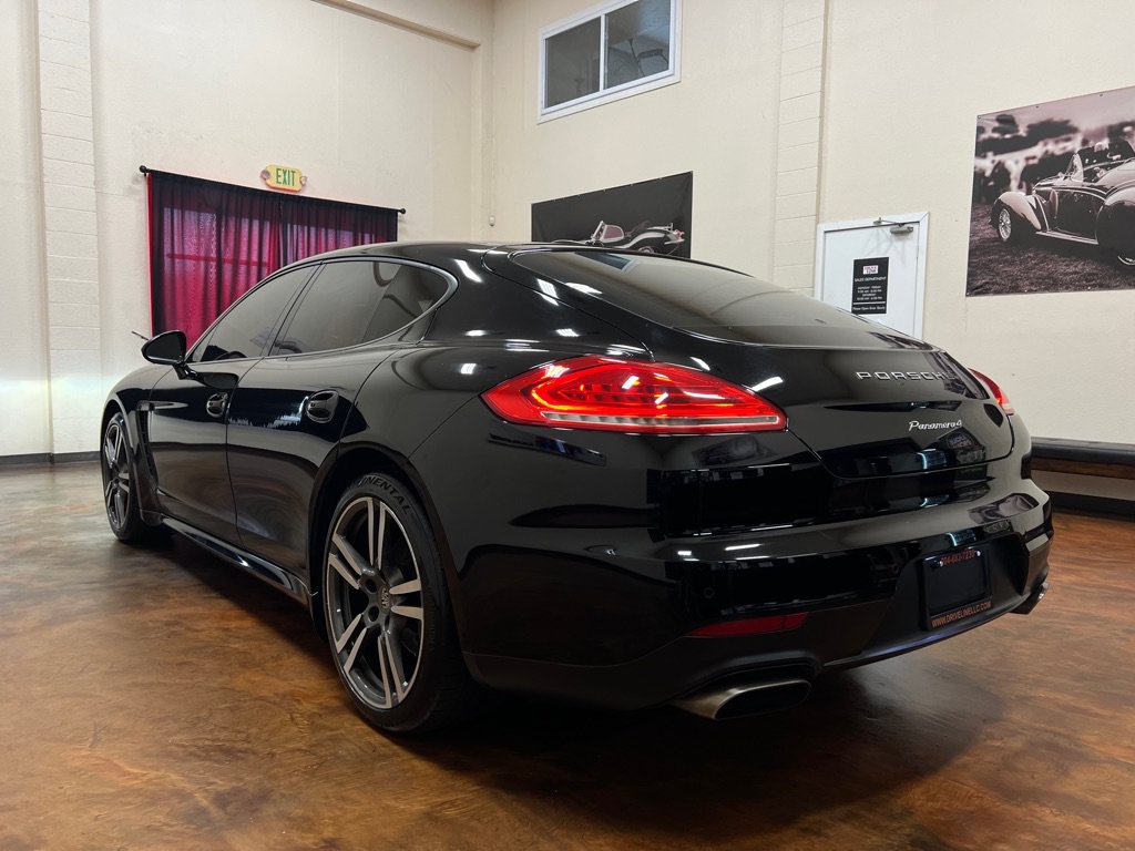 Used 2014 Porsche Panamera 4 AWD/4WD image 35