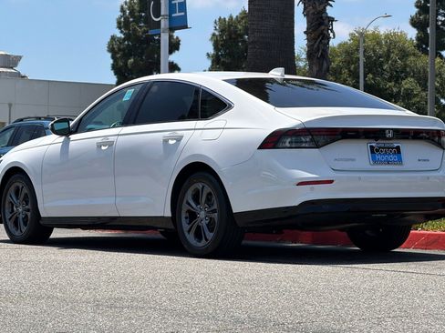 Certified 2025 Honda Accord EX-L image 3