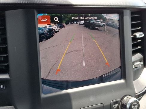 Used 2023 RAM 1500 Big Horn AWD/4WD image 18